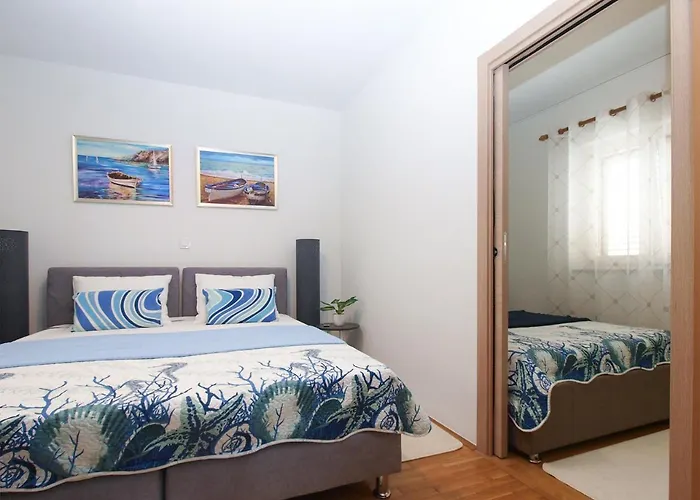 House Kristina 2087 *