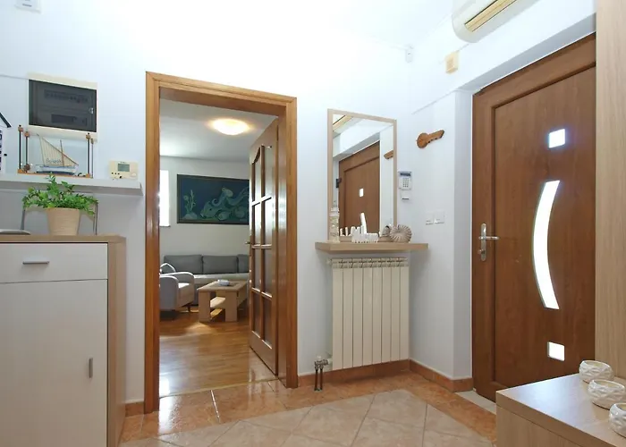 House Kristina 2087 Vikendica Pula