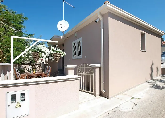 Vikendica House Kristina 2087 *