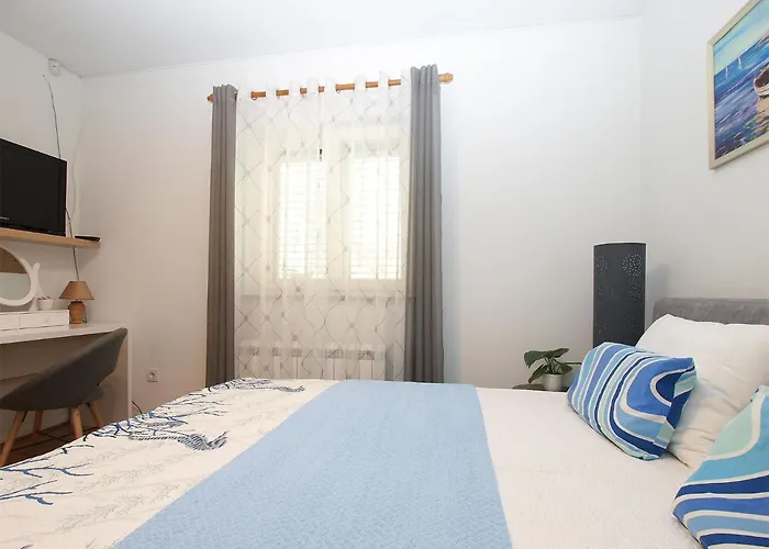 Дом отдыха House Kristina 2087