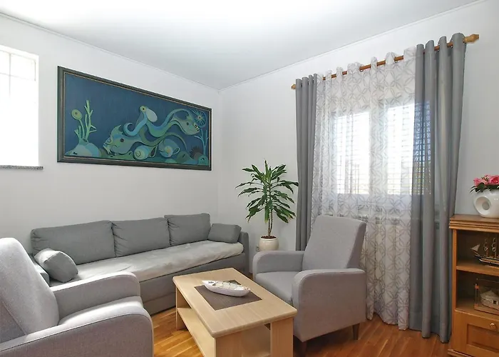 House Kristina 2087 Дом отдыха *